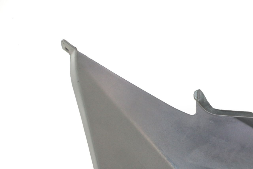 photo de UNTER SITZ VERKLEIDUNG RECHTS YAMASAKI ROADSTER 50 (2013 - 2018) - Oberflächenzustand und Material