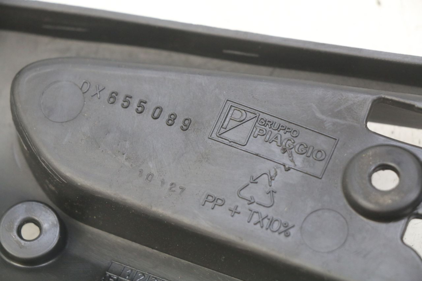 photo de RECHTER SITZBANKDECKEL GILERA RUNNER SP 50 (2009 - 2017) - Detailansicht des Bauteils