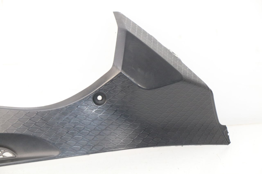 photo de UNTER SITZ VERKLEIDUNG RECHTS BMW S RR ABS S1000RR 1000 (2009 - 2011) - Oberflächenzustand und Material