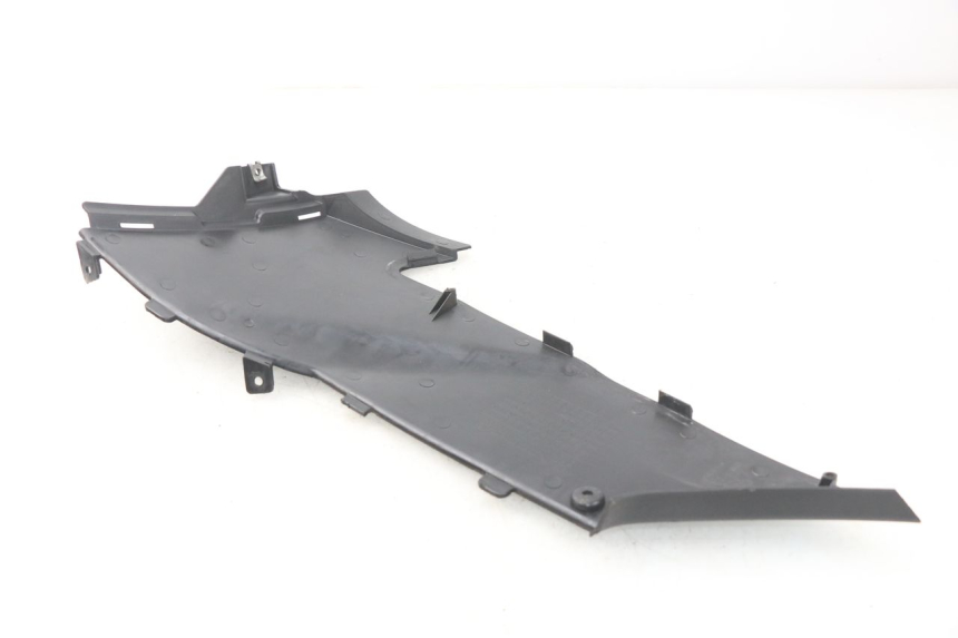 photo de RECHTER SITZBANKDECKEL DAELIM S2 FI 125 (2008 - 2017) - Zoom auf Gebrauchszustand