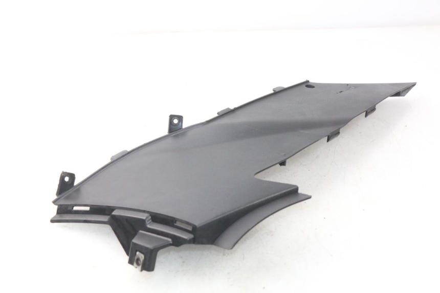 photo de RECHTER SITZBANKDECKEL DAELIM S2 FI 125 (2008 - 2017) - Alternative Perspektive