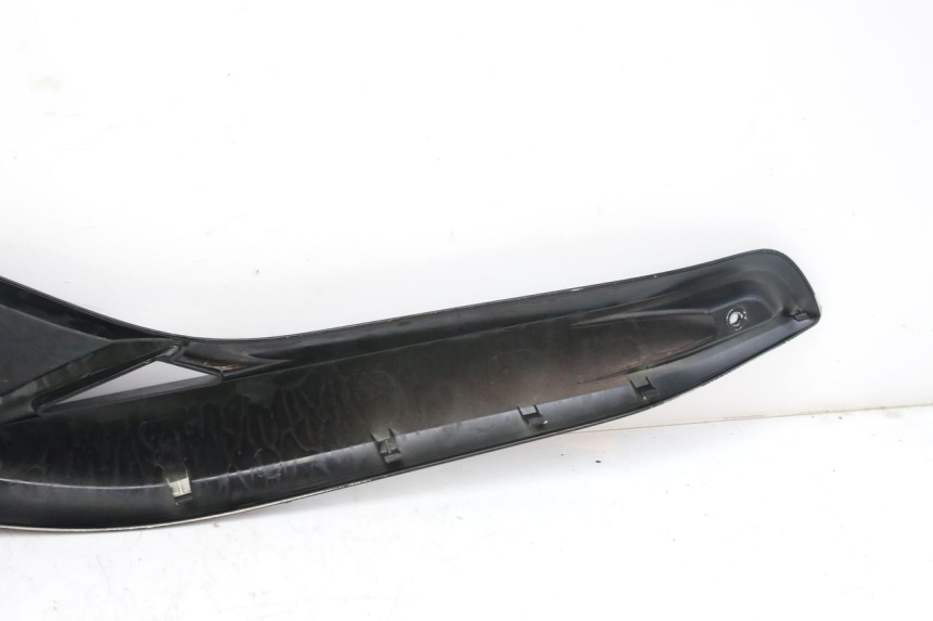 photo de RECHTER SITZBANKDECKEL MBK SKYCRUISER 125 (2010 - 2013) - Gesamtansicht des Produkts