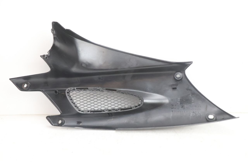 photo de UNTER SITZ VERKLEIDUNG RECHTS PEUGEOT SPEEDFIGHT 2 AC 50 (2000 - 2009) - Technische Nahaufnahme