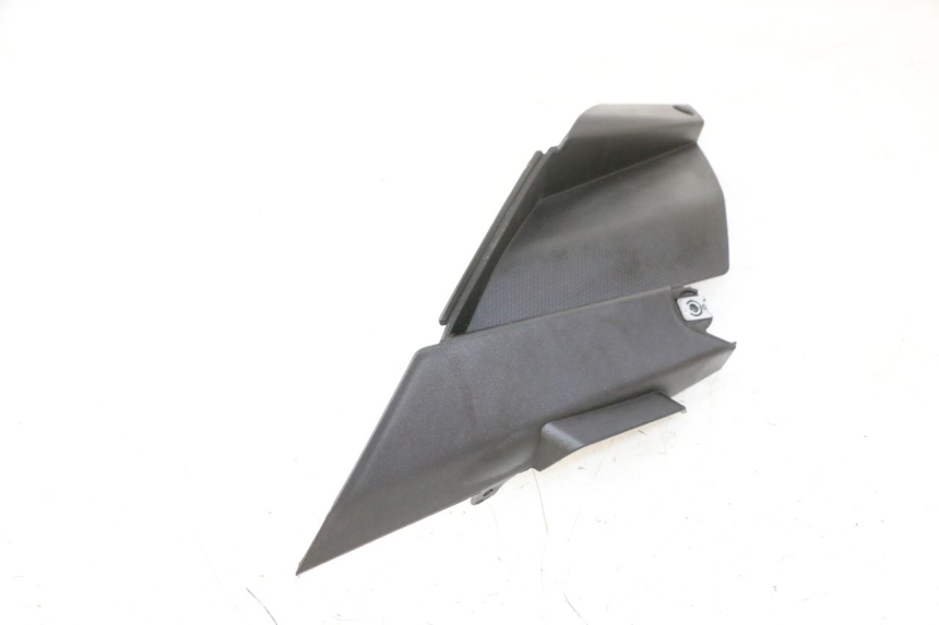 photo de UNTER SITZ VERKLEIDUNG RECHTS APRILIA SR R 2T LC 50 (2018 - 2021) - Technische Nahaufnahme