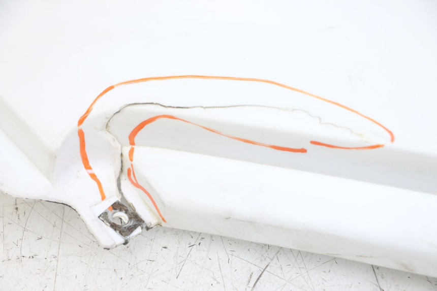 photo de RECHTER SITZBANKDECKEL HYTRACK ST 170 (2020 - 2024) - Geprüftes Gebrauchtteil