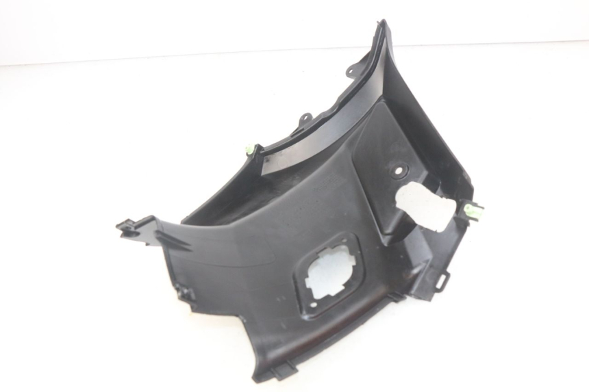 photo de RECHTER SITZBANKDECKEL PEUGEOT STREETZONE 4T 50 (2018 - 2023) - Zoom auf Gebrauchszustand