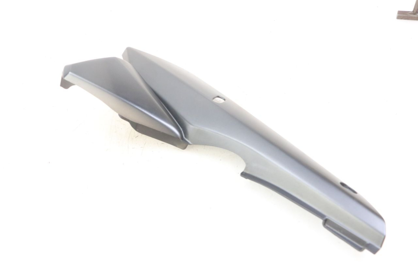 photo de UNTER SITZ VERKLEIDUNG RECHTS SUZUKI GSX F GSXF 650 (2007 - 2015) - Gesamtansicht des Produkts