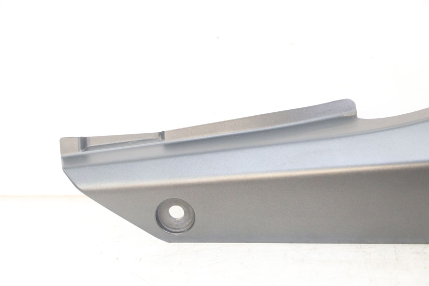 photo de UNTER SITZ VERKLEIDUNG RECHTS SUZUKI GSX F GSXF 650 (2007 - 2015) - Oberflächenzustand und Material