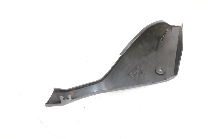 photo de UNTER SITZ VERKLEIDUNG RECHTS YAMAHA TZR 50 (2008 - 2016) - Alternative Perspektive