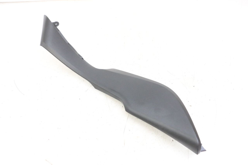 photo de RECHTER SITZBANKDECKEL KAWASAKI VERSYS ABS 650 (2015 - 2018) - Technische Nahaufnahme