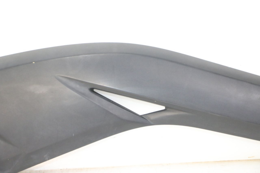 photo de UNTER SITZ VERKLEIDUNG RECHTS YAMAHA X-MAX XMAX ABS 250 (2010 - 2012) - Weitere Ansicht des Artikels