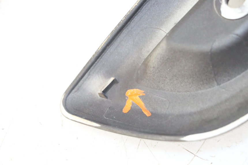 photo de RECHTER SITZBANKDECKEL YAMAHA X-MAX XMAX 125 (2010 - 2013) - Alternative Perspektive