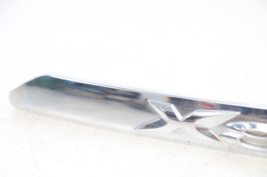 photo de VERKLEIDUNG UNTER DEM RECHTEN SITZ PIAGGIO X8 125 (2004 - 2007) - Oberflächenzustand und Material