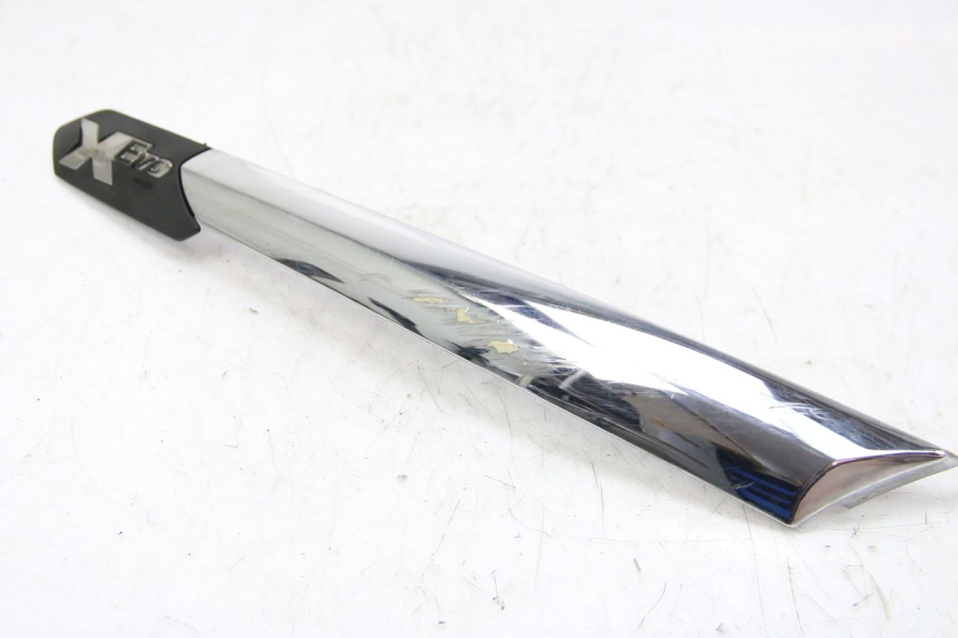 photo de RECHTER SITZBANKDECKEL PIAGGIO XEVO - X EVO 125 (2007 - 2017) - Hauptansicht