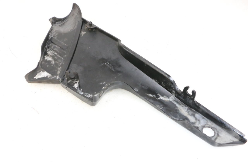 photo de UNTER SITZ VERKLEIDUNG RECHTS YAMAHA XJ F 900 (1983 - 1994) - Zoom auf Gebrauchszustand