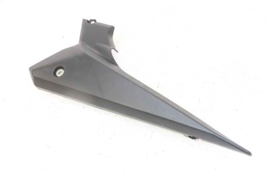 photo de UNTER SITZ VERKLEIDUNG RECHTS YAMAHA XJ6 ABS 600 (2008 - 2016) - Hauptansicht