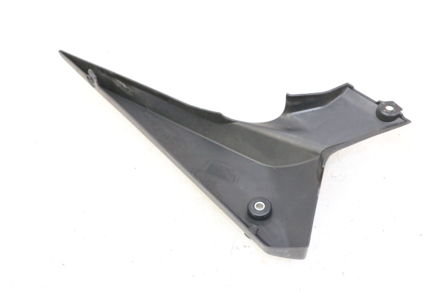 photo de UNTER SITZ VERKLEIDUNG RECHTS YAMAHA XJ6 ABS 600 (2008 - 2016) - Alternative Perspektive