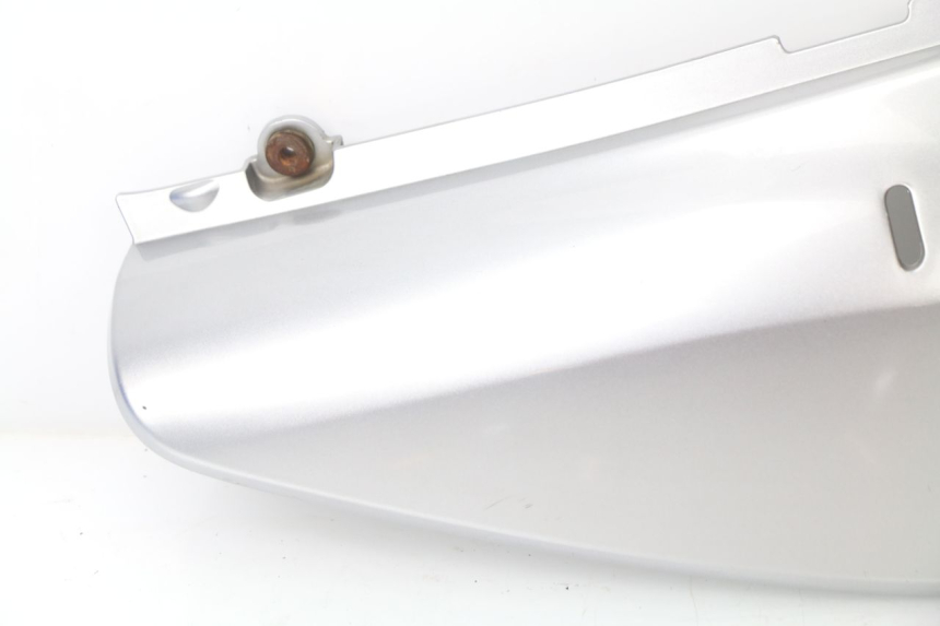 photo de UNTER SITZ VERKLEIDUNG RECHTS HONDA XLV TRANSALP 650 (2005 - 2007) - Kennzeichnungen und Originalreferenzen