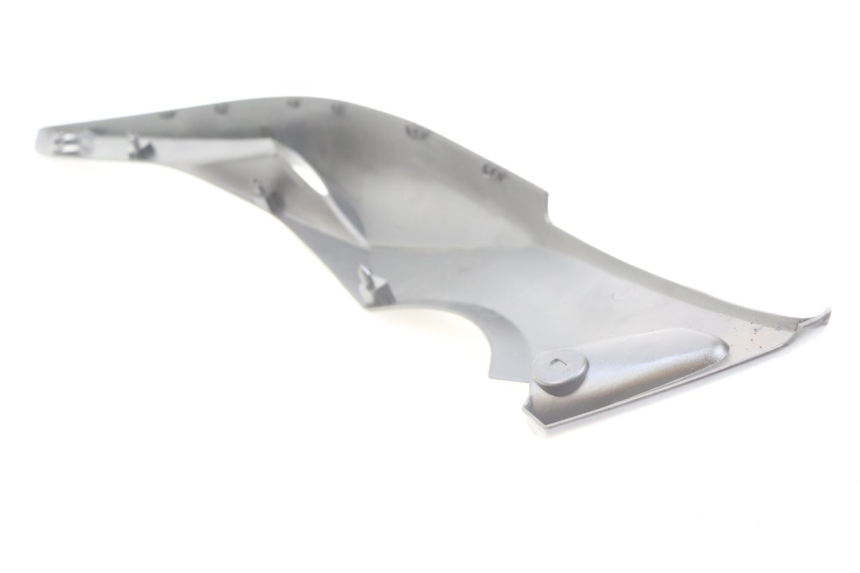 photo de RECHTER SITZBANKDECKEL YAMAHA XP T-MAX TMAX ABS 500 (2004 - 2007) - Technische Nahaufnahme