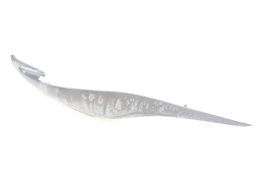 photo de RECHTER SITZBANKDECKEL YAMAHA XP T-MAX TMAX ABS 500 (2004 - 2007) - Oberflächenzustand und Material