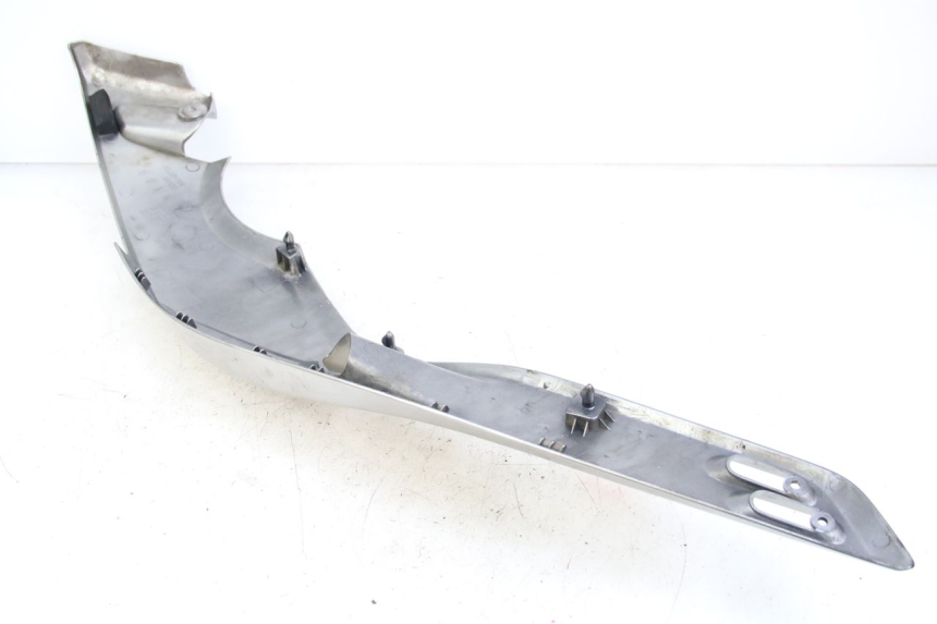 photo de UNTER SITZ VERKLEIDUNG RECHTS YAMAHA XP T-MAX TMAX 500 (2004 - 2007) - Alternative Perspektive