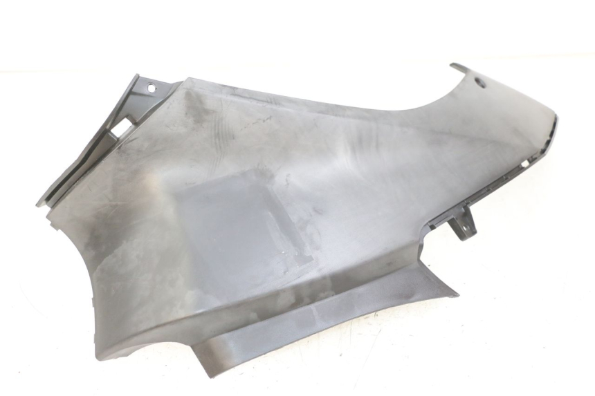 photo de UNTER SITZ VERKLEIDUNG RECHTS YAMAHA NEOS NEO'S 4T 50 (2008 - 2016) - Alternative Perspektive
