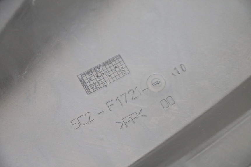 photo de UNTER SITZ VERKLEIDUNG RECHTS YAMAHA NEOS NEO'S 4T 50 (2008 - 2016) - Technische Nahaufnahme