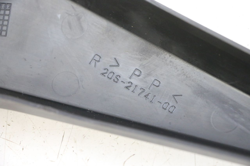 photo de UNTER SITZ VERKLEIDUNG RECHTS YAMAHA XJ6 600 (2008 - 2016) - Detailansicht des Bauteils