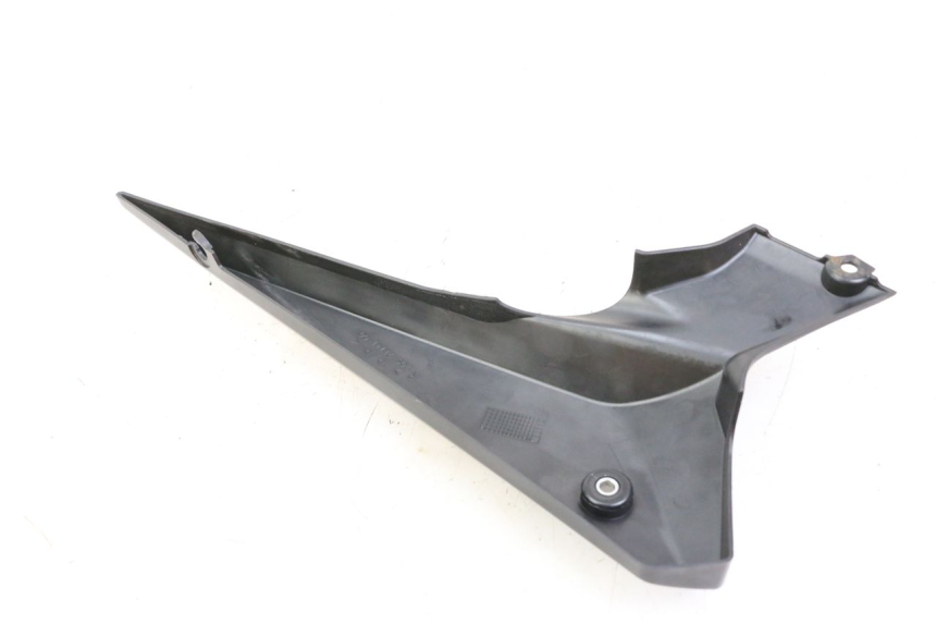 photo de UNTER SITZ VERKLEIDUNG RECHTS YAMAHA XJ6 600 (2008 - 2016) - Alternative Perspektive