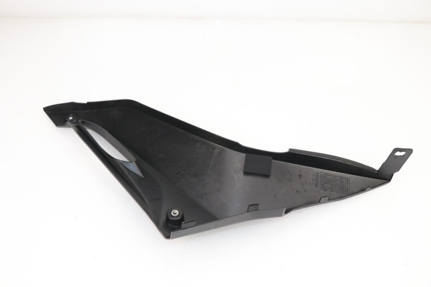 photo de UNTER SITZ VERKLEIDUNG RECHTS YAMAHA YZF R 125 (2008 - 2013) - Alternative Perspektive