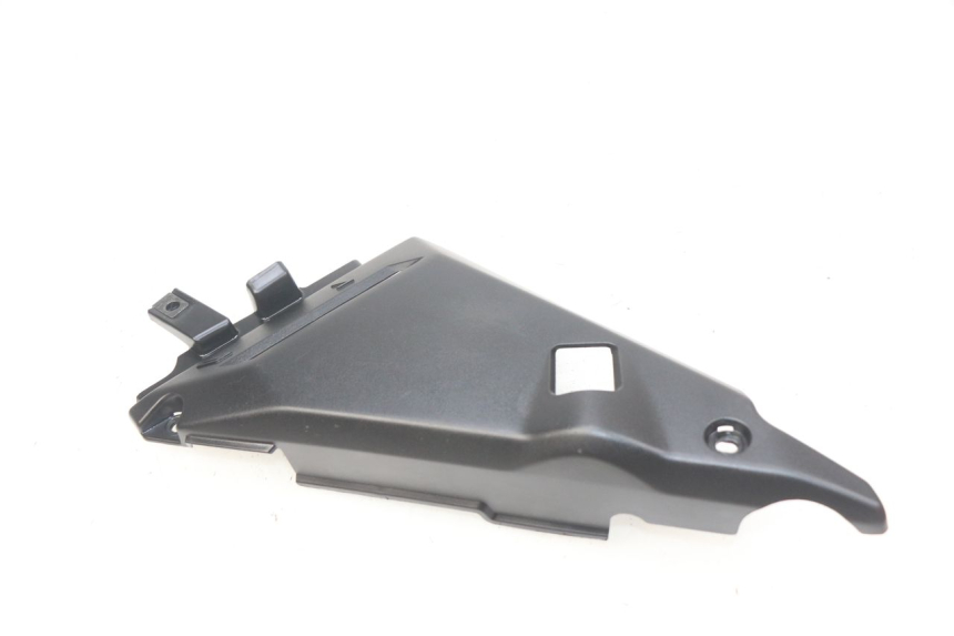 photo de RECHTER SITZBANKDECKEL KAWASAKI Z 650 (2016 - 2019) - Technische Nahaufnahme