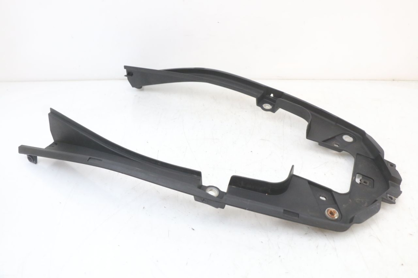 photo de UNTER SITZ VERKLEIDUNG LONGJIA EASY MAX 125 (2020 - 2024) - Detailansicht des Bauteils