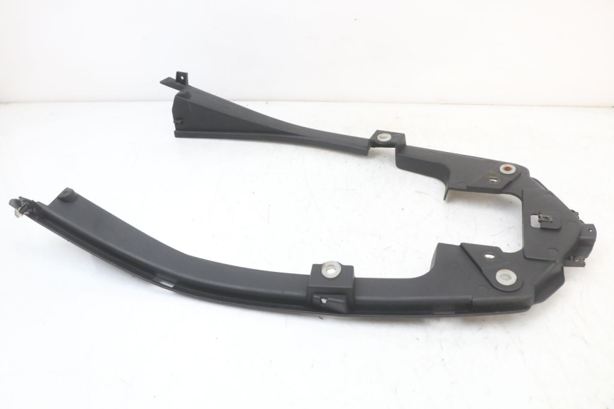 photo de UNTER SITZ VERKLEIDUNG LONGJIA EASY MAX 125 (2020 - 2024) - Technische Nahaufnahme