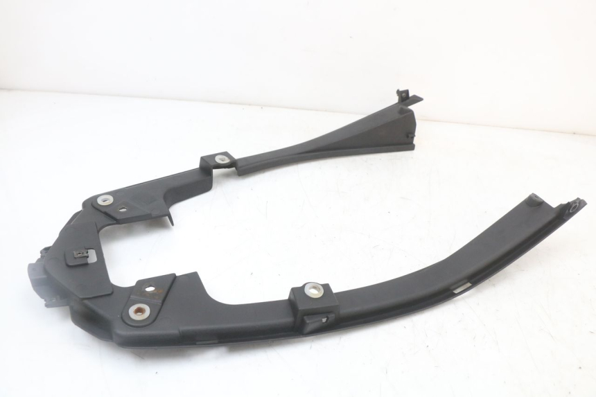 photo de UNTER SITZ VERKLEIDUNG LONGJIA EASY MAX 125 (2020 - 2024) - Gesamtansicht des Produkts