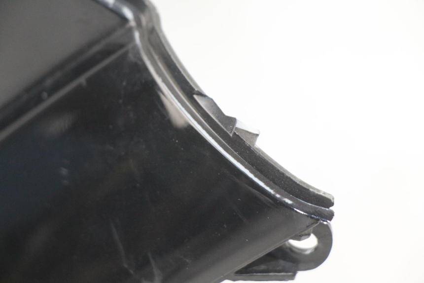 photo de SITZBANKABDECKUNG SYM FIDDLE 3 III 125 (2014 - 2020) - Detailansicht des Bauteils