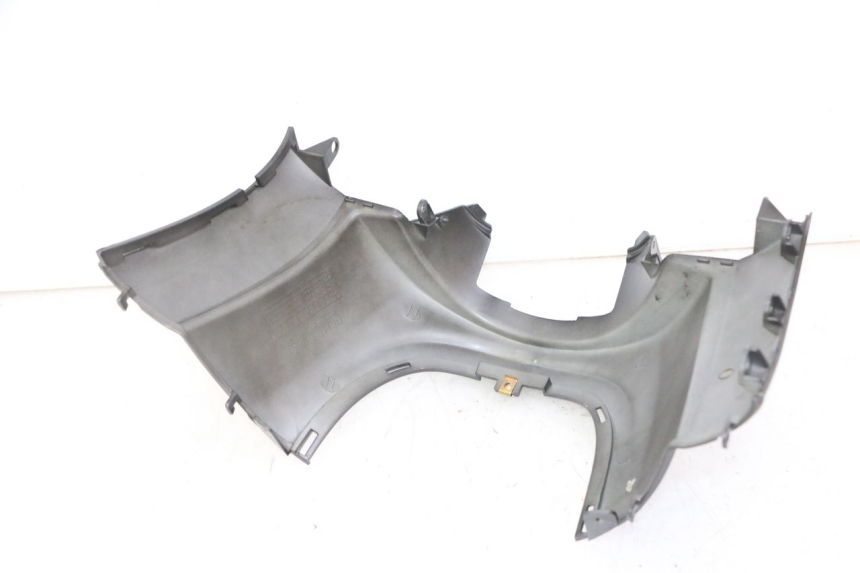 photo de UNTER SITZ VERKLEIDUNG SYM FIDDLE 3 III 50 (2014 - 2020) - Zoom auf Gebrauchszustand