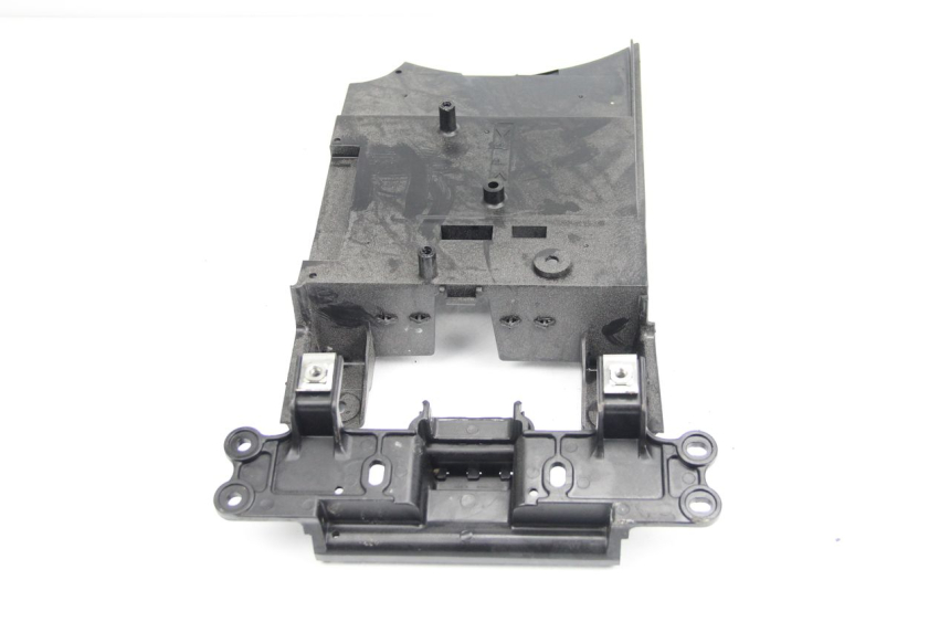 photo de UNTER SITZ VERKLEIDUNG YAMAHA FJR ABS 1300 (2006 - 2012) - Zoom auf Gebrauchszustand