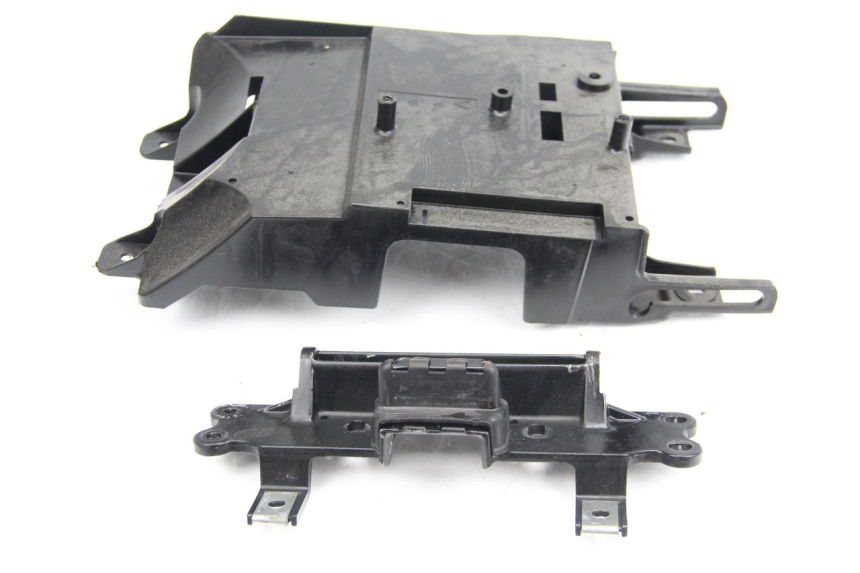 photo de UNTER SITZ VERKLEIDUNG YAMAHA FJR ABS 1300 (2006 - 2012) - Alternative Perspektive