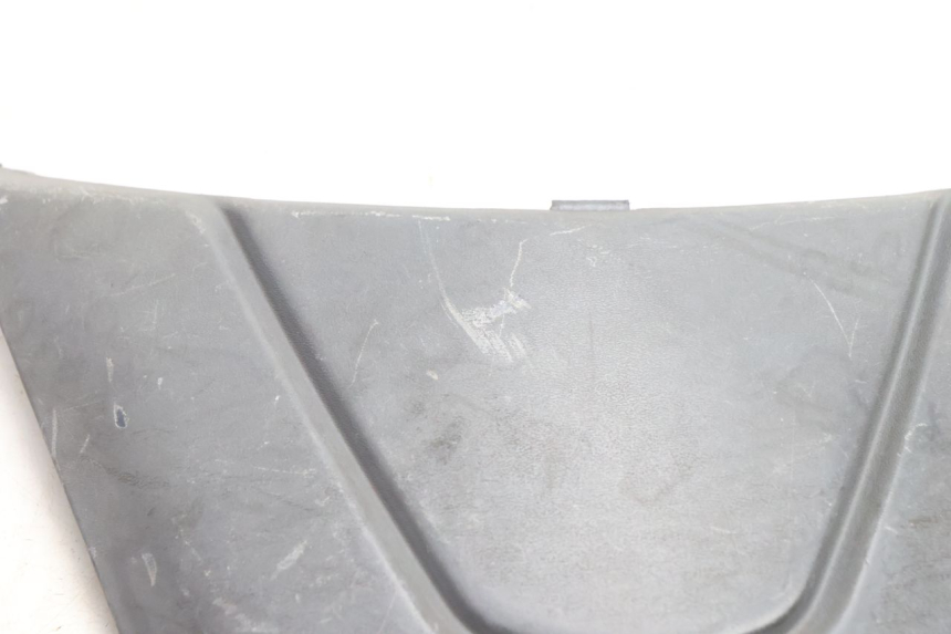 photo de SITZBANKABDECKUNG PIAGGIO FLY 2T 50 (2004 - 2017) - Zoom auf Gebrauchszustand