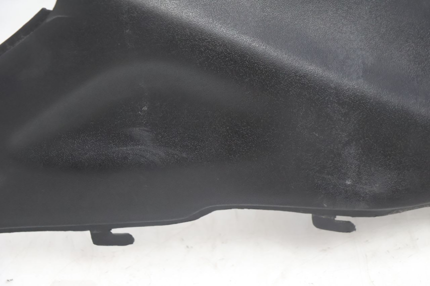 photo de UNTER SITZ VERKLEIDUNG KEEWAY FOCUS 50 (2006 - 2009) - Detailansicht des Bauteils