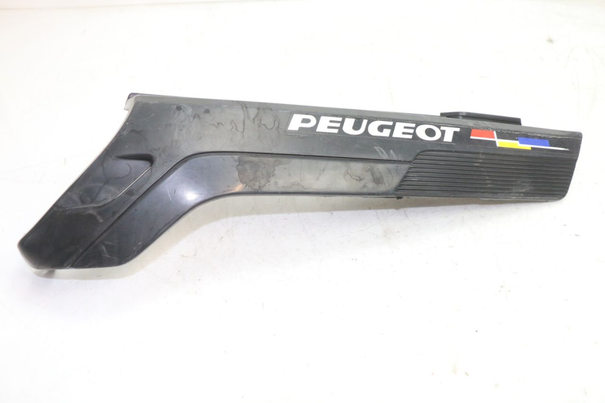 photo de UNTER SITZ VERKLEIDUNG LINKS PEUGEOT 103 SPX CLIP 50 (1989 - 1992) - Hauptansicht