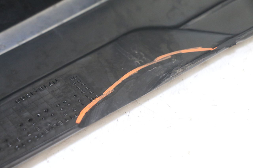 photo de UNTER SITZ VERKLEIDUNG LINKS PEUGEOT 103 SPX CLIP 50 (1989 - 1992) - Geprüftes Gebrauchtteil