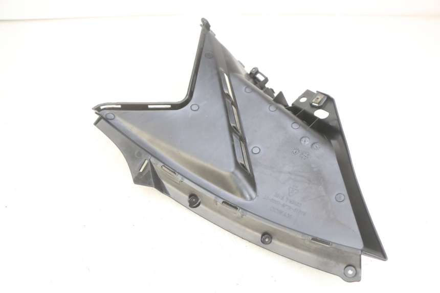 photo de LINKS UNTER DEM LINKEN SITZ KYMCO AGILITY 16+ 4T 50 (2018 - 2023) - Detailansicht des Bauteils