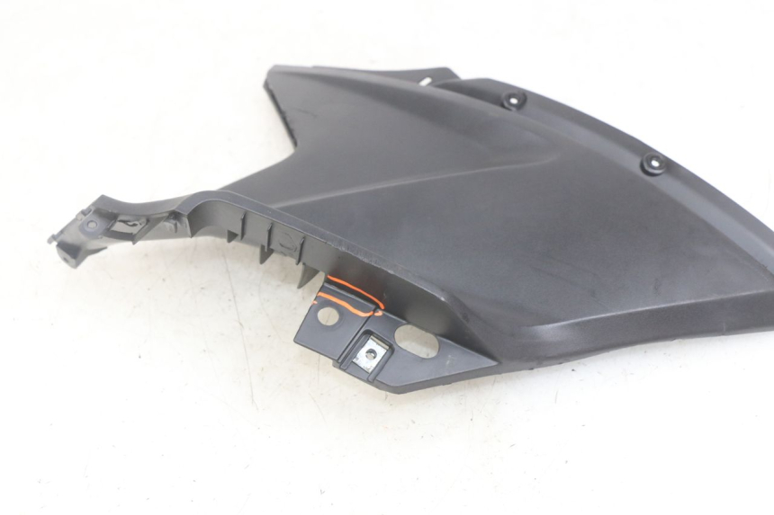 photo de LINKS UNTER DEM LINKEN SITZ KYMCO AGILITY 16+ 4T 50 (2018 - 2023) - Zoom auf Gebrauchszustand