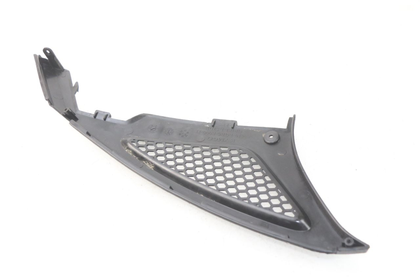 photo de UNTER SITZ VERKLEIDUNG LINKS KYMCO AGILITY RS 2T 50 (2009 - 2013) - Zoom auf Gebrauchszustand