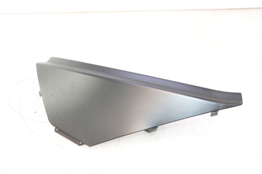 photo de UNTER SITZ VERKLEIDUNG LINKS APRILIA ATLANTIC S 125 (2010 - 2013) - Hauptansicht