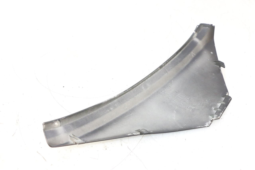 photo de UNTER SITZ VERKLEIDUNG LINKS APRILIA ATLANTIC S 125 (2010 - 2013) - Alternative Perspektive