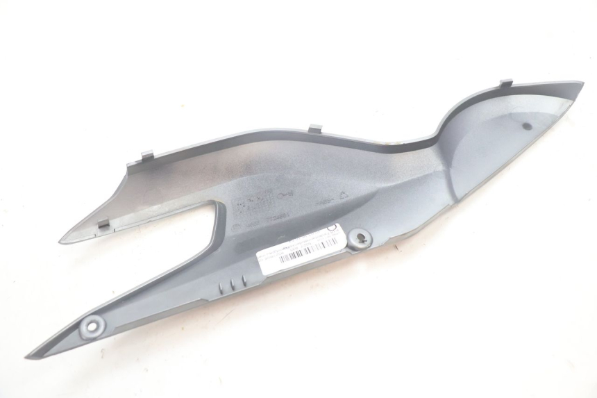 photo de UNTER SITZ VERKLEIDUNG LINKS BMW C SPORT 650 (2015 - 2021) - Zoom auf Gebrauchszustand
