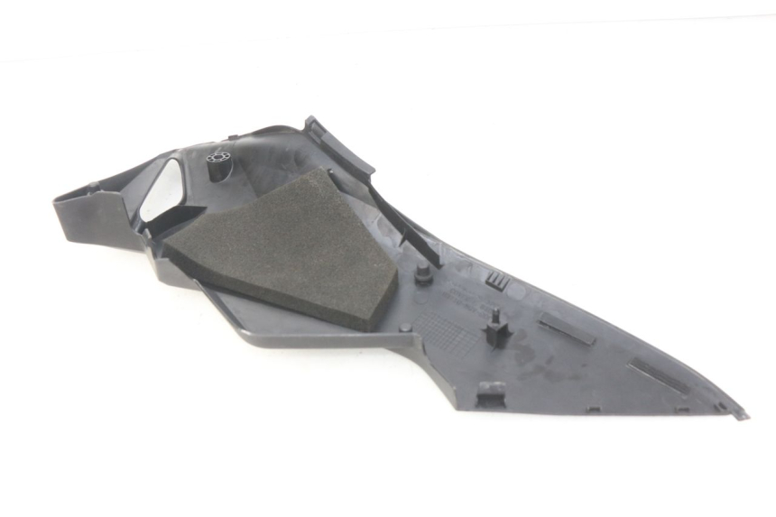 photo de UNTER SITZ VERKLEIDUNG LINKS HONDA CBRF CBR-F PC41 600 (2011 - 2013) - Technische Nahaufnahme
