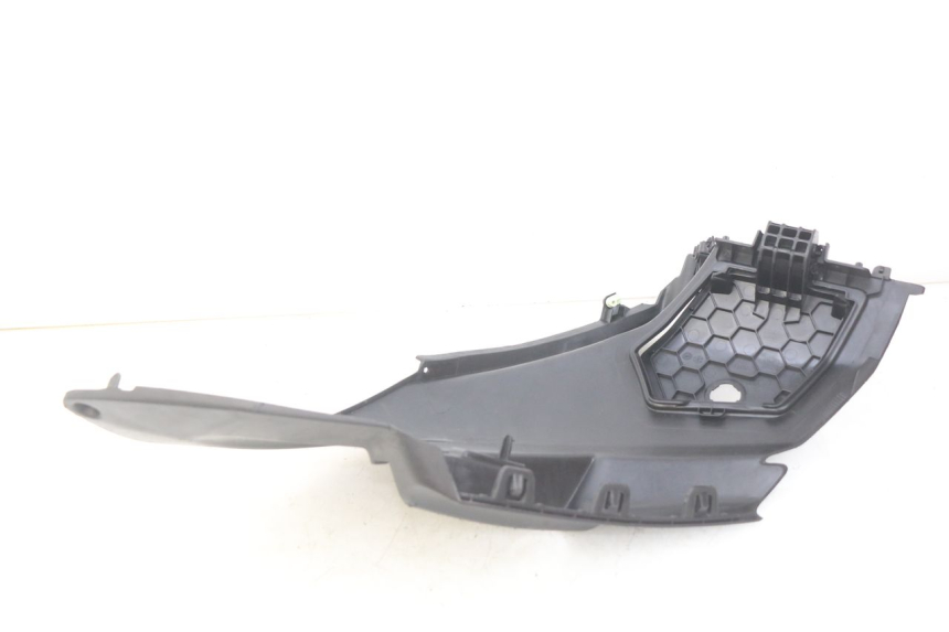 photo de LINKS UNTER DEM LINKEN SITZ PEUGEOT CITYSTAR 125 (2011 - 2017) - Detailansicht des Bauteils